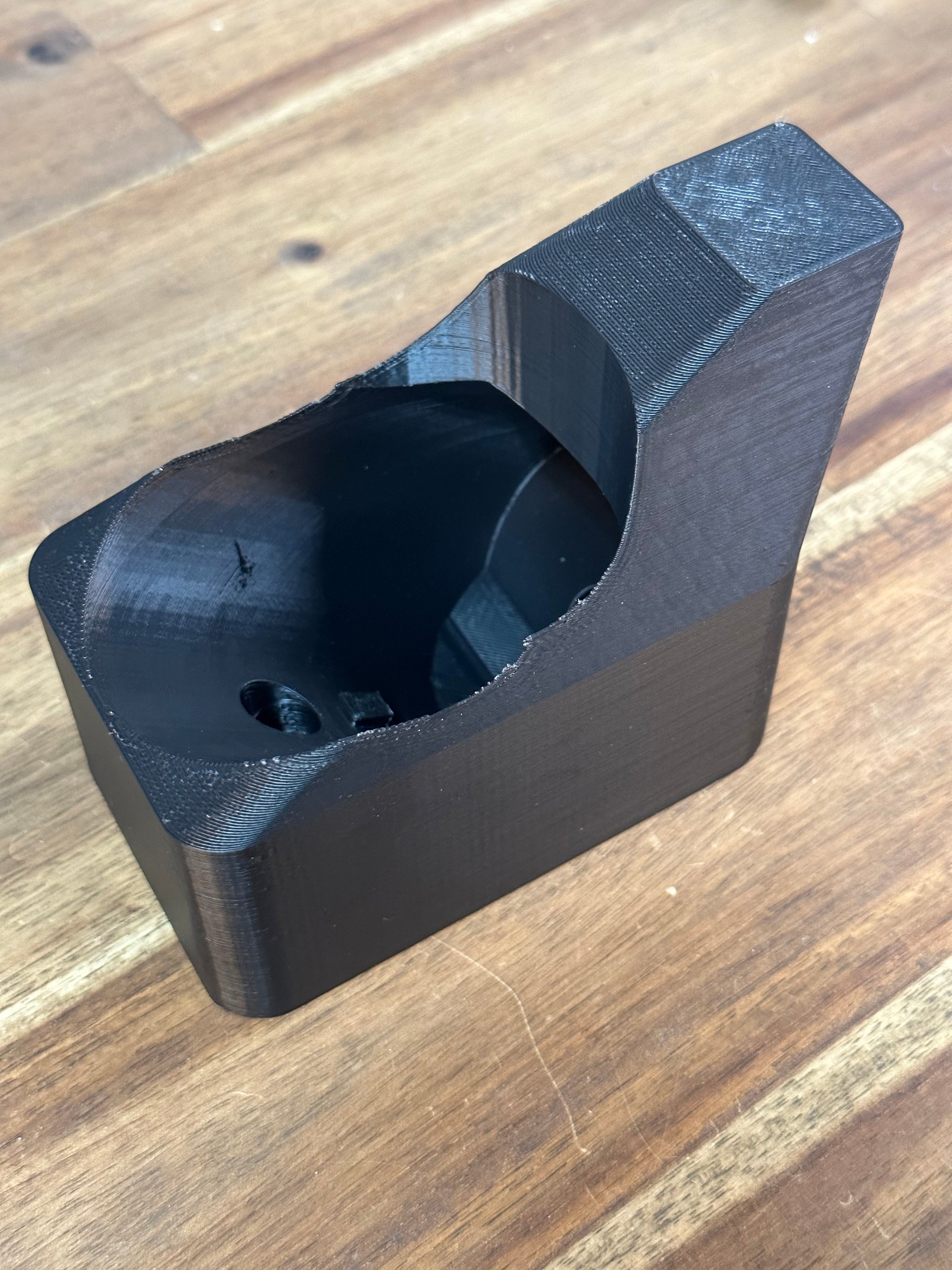 Tesla CCS2 Charging Plug Holder – Wall Mount