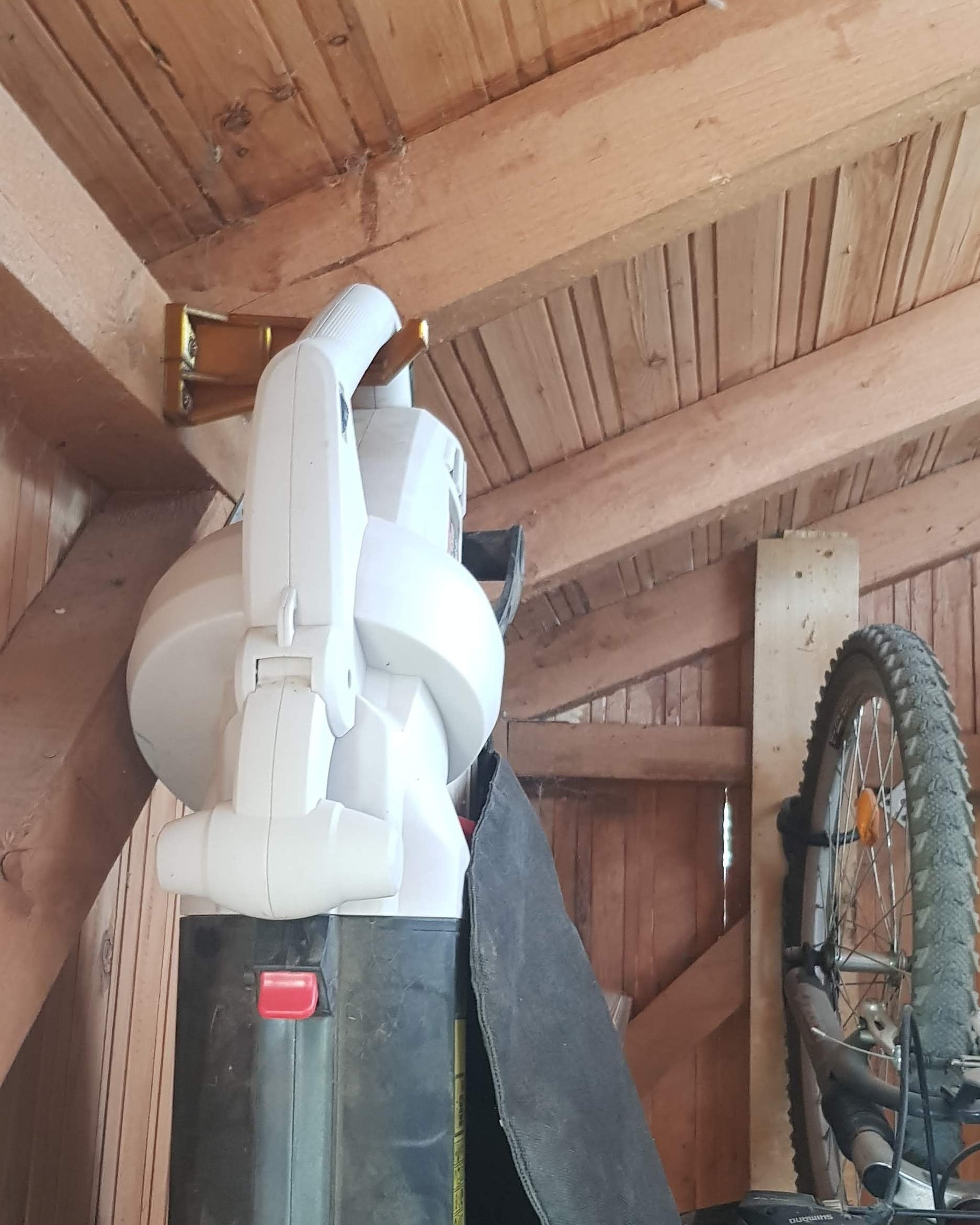 Garden Tool Hook for 7x7 Wooden Beam