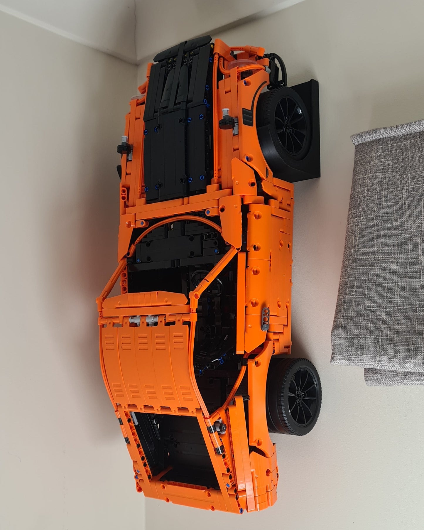 1:8 Lego Car Wall Mount – Screw-On Pair
