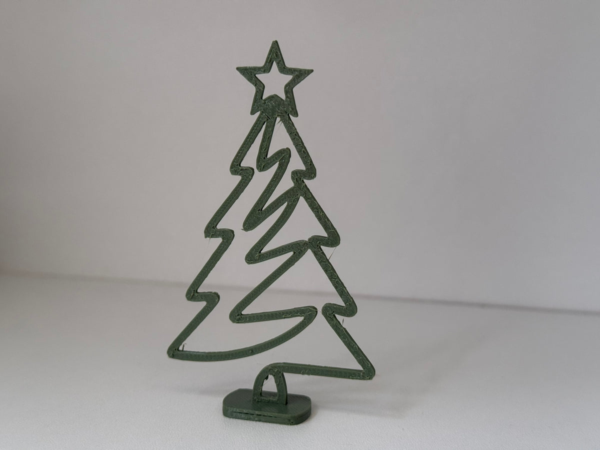 Minimalistische Weihnachtsbaumfigur mit Stern und Standfuß