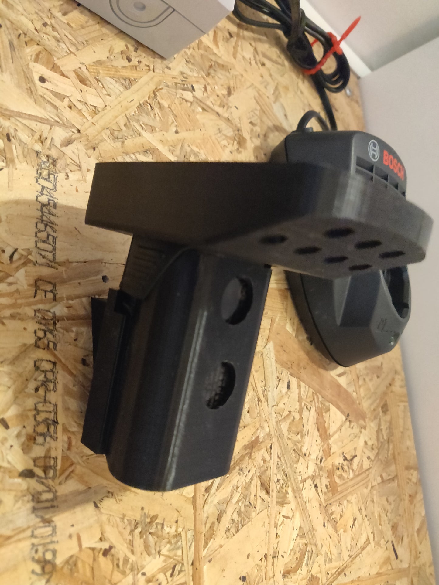 Bosch 12V Battery Wall Mount – Single Holder