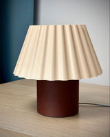 Iris Lamp with Adjustable Light Control – Twist to Dim