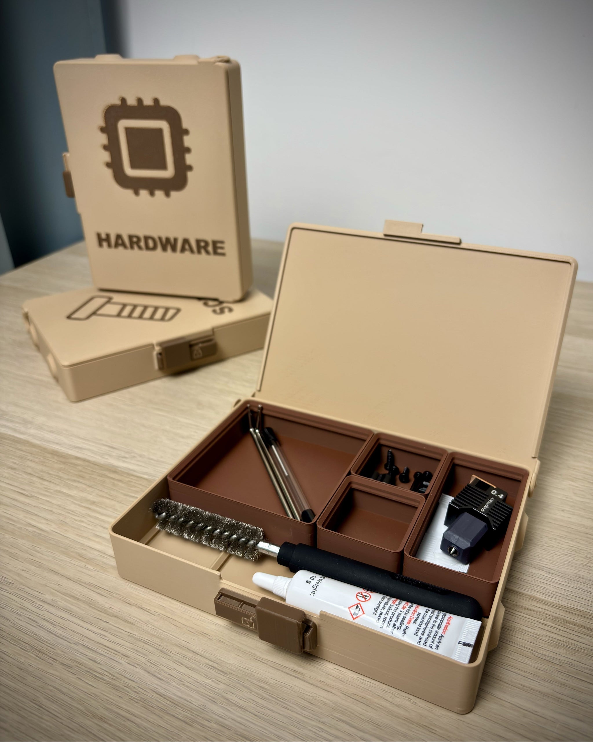 Gridfinity Aufbewahrungsbox 4x3 – stapelbar mit Schiebeverschluss