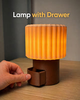 Lampe mit versteckter Schublade – Push-to-open-Aufbewahrung