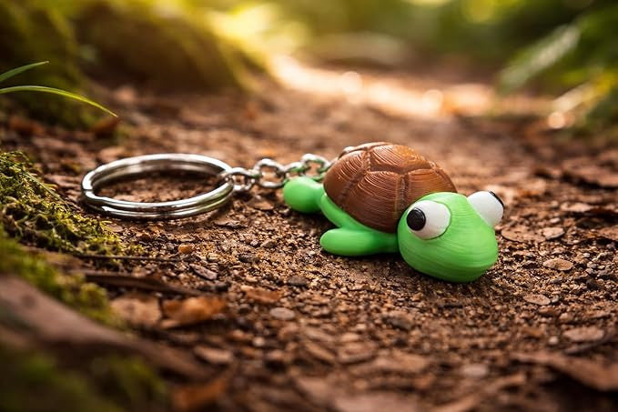 Detaljeret close-up af skildpaddens teksturerede skal og karakterfulde ansigt