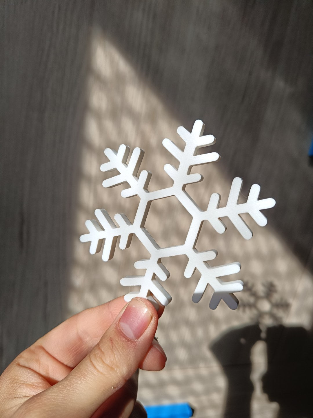 Set mit 4 Untersetzern in Schneeflockenform
