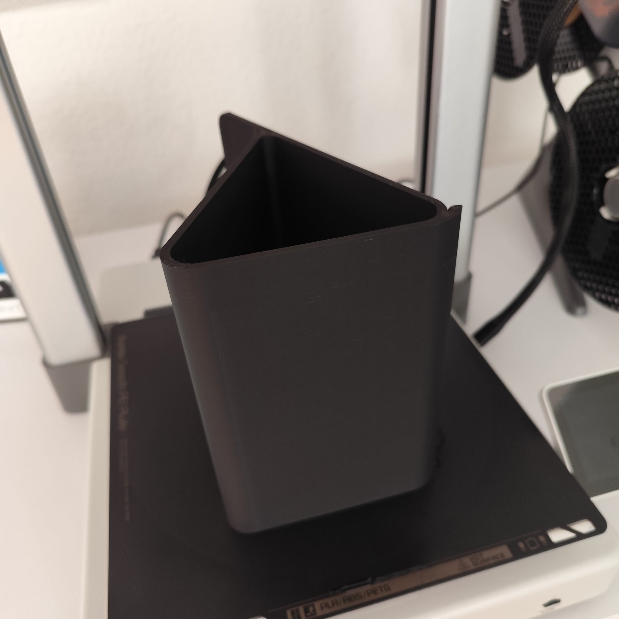 Close-up of iPad stand's clean lines and smooth surface texture