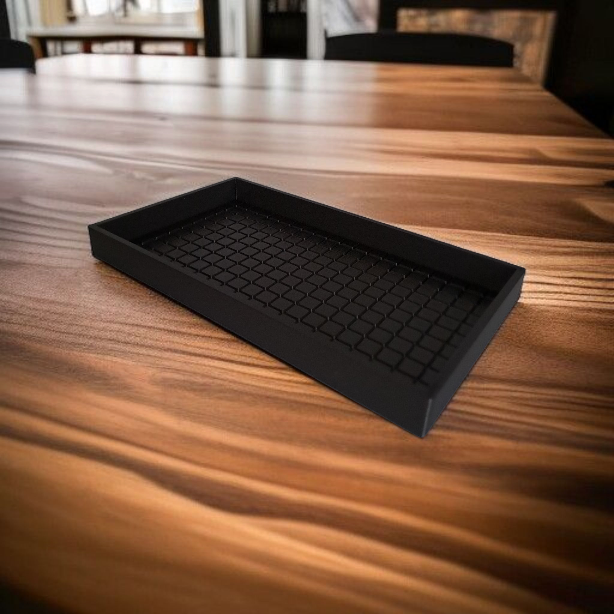 Bricked key tray with textured base in light finish