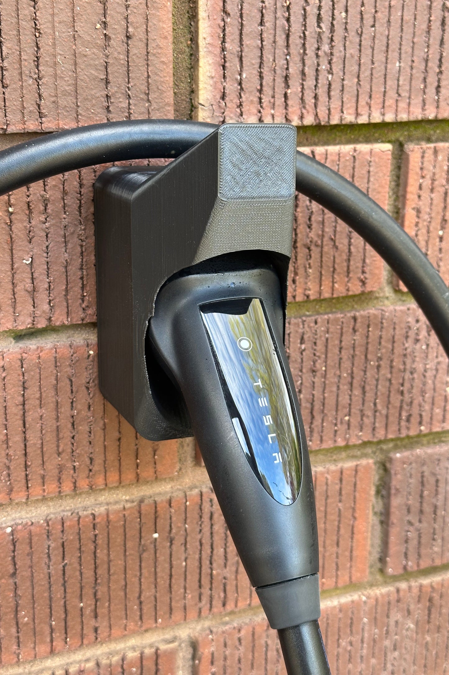 Tesla CCS2 Charging Plug Holder – Wall Mount