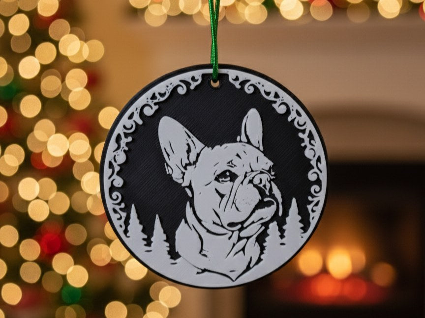 Christbaumschmuck mit Silhouette einer Französischen Bulldogge