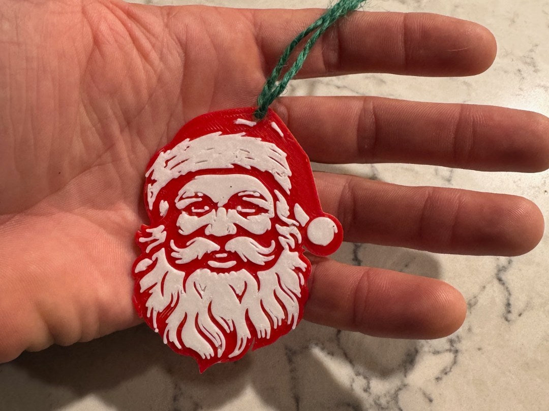 Geschenkanhänger mit klassischem Weihnachtsmann
