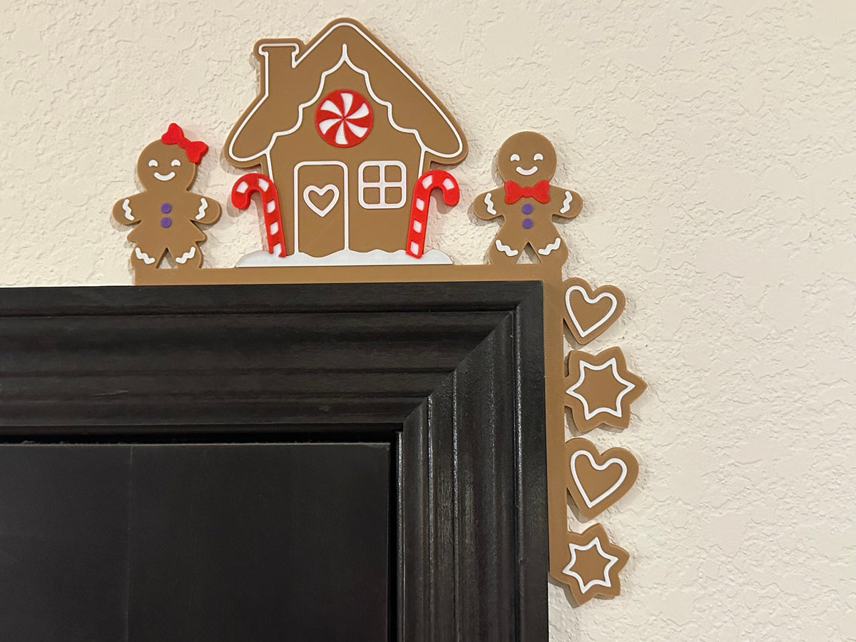 Lebkuchenhaus-Türeckendeko zu Weihnachten, links und rechts
