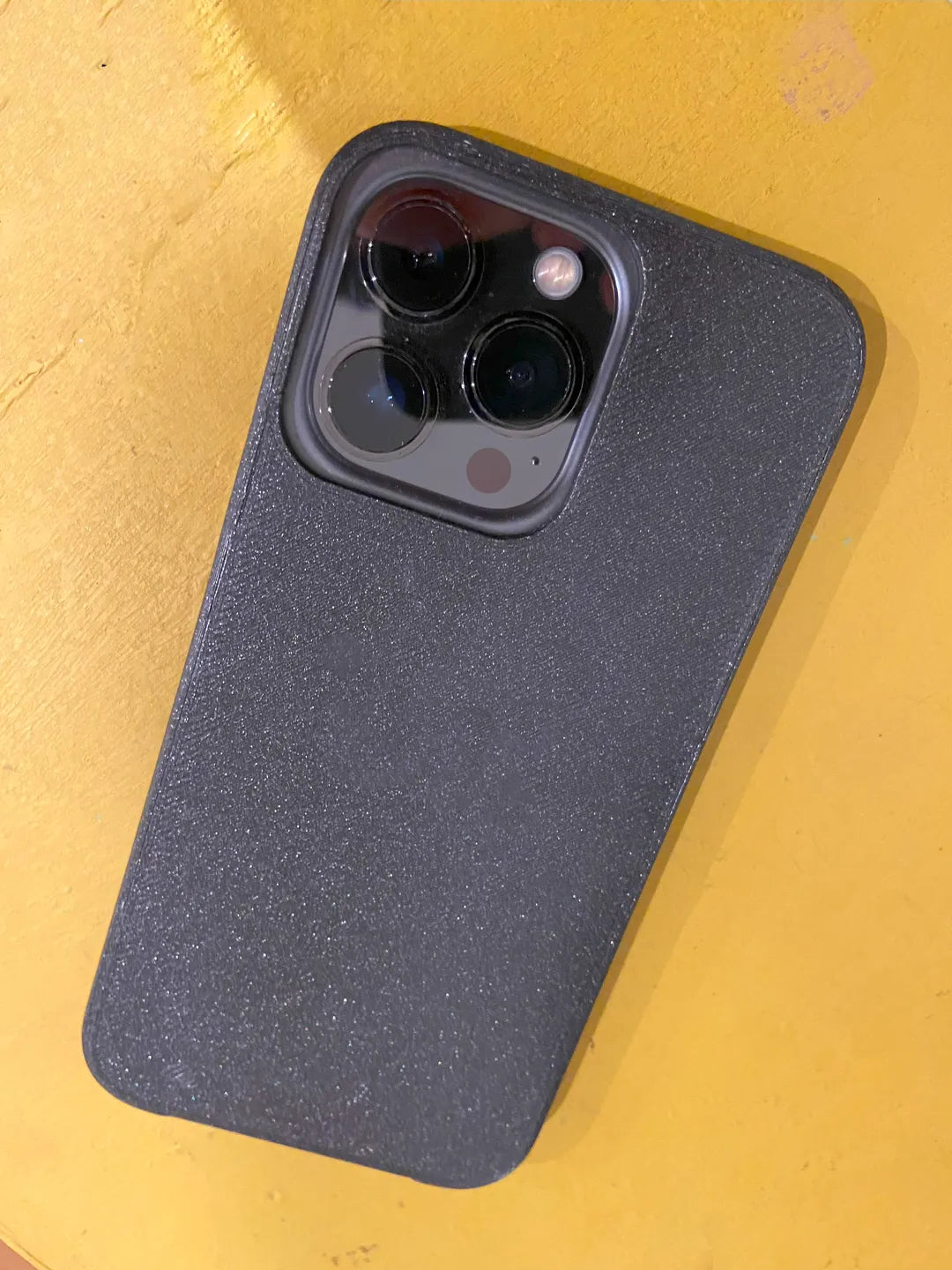 Slim Cover für iPhone 13 Pro – passgenau