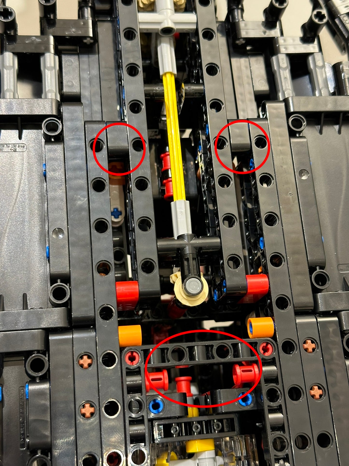 Wall Mount for Lego Technic Mercedes F1 42171