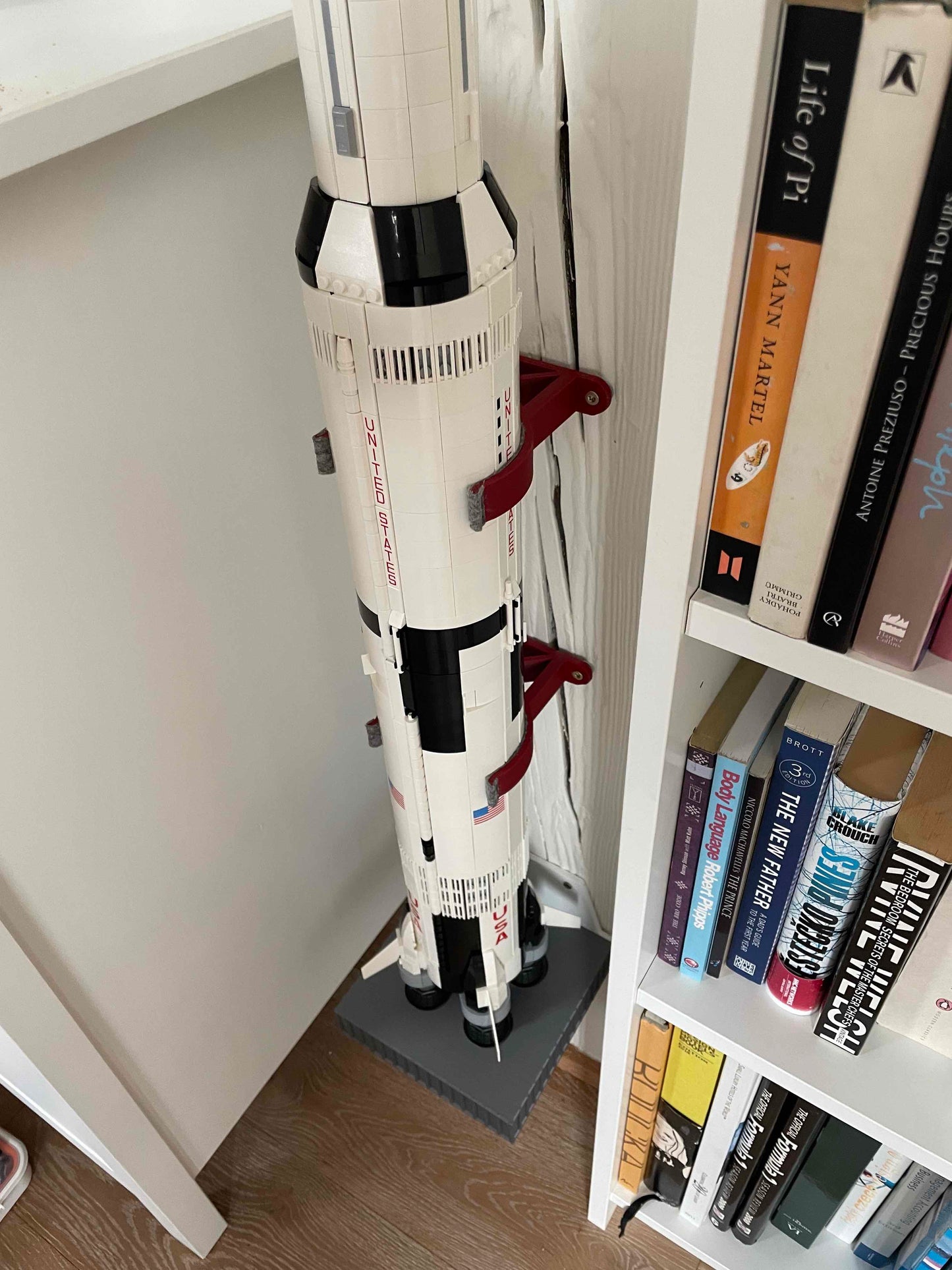 LEGO Saturn V Vertical Wall Mount – Launchpad Style