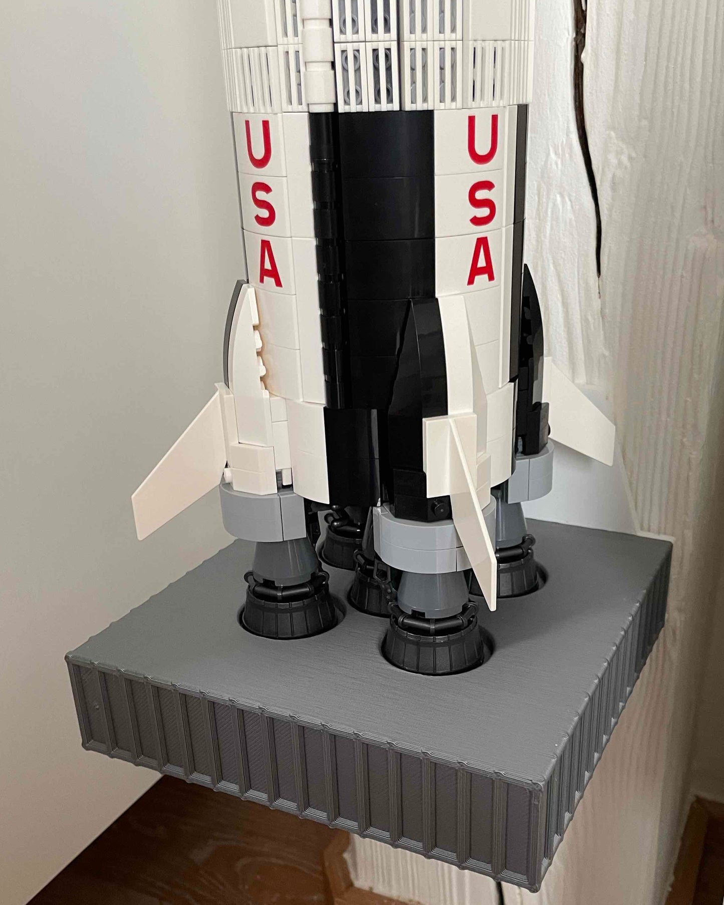LEGO Saturn V Vertical Wall Mount – Launchpad Style