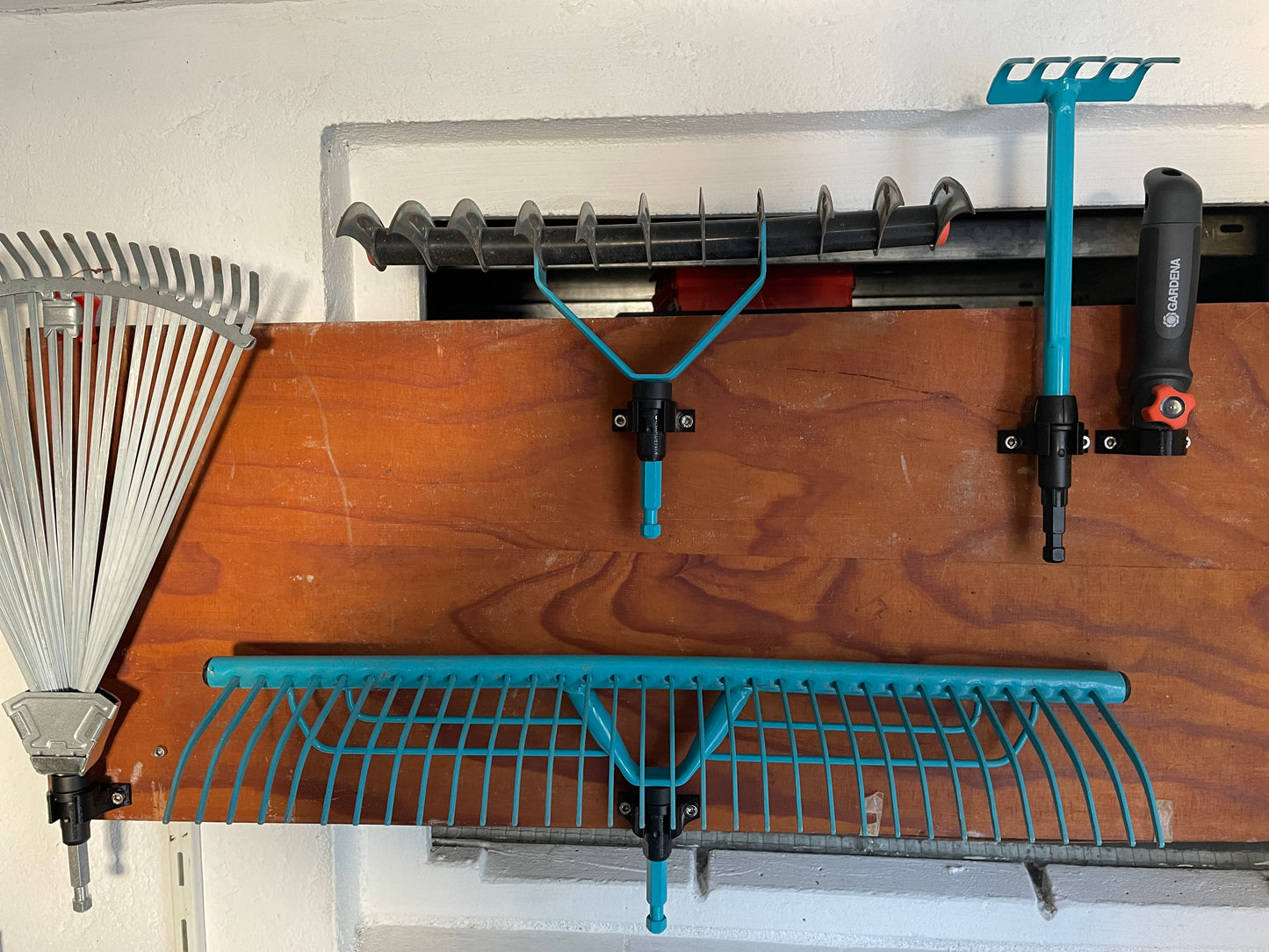 Gardena Tool Holder – Wall Mount for CombiSystem