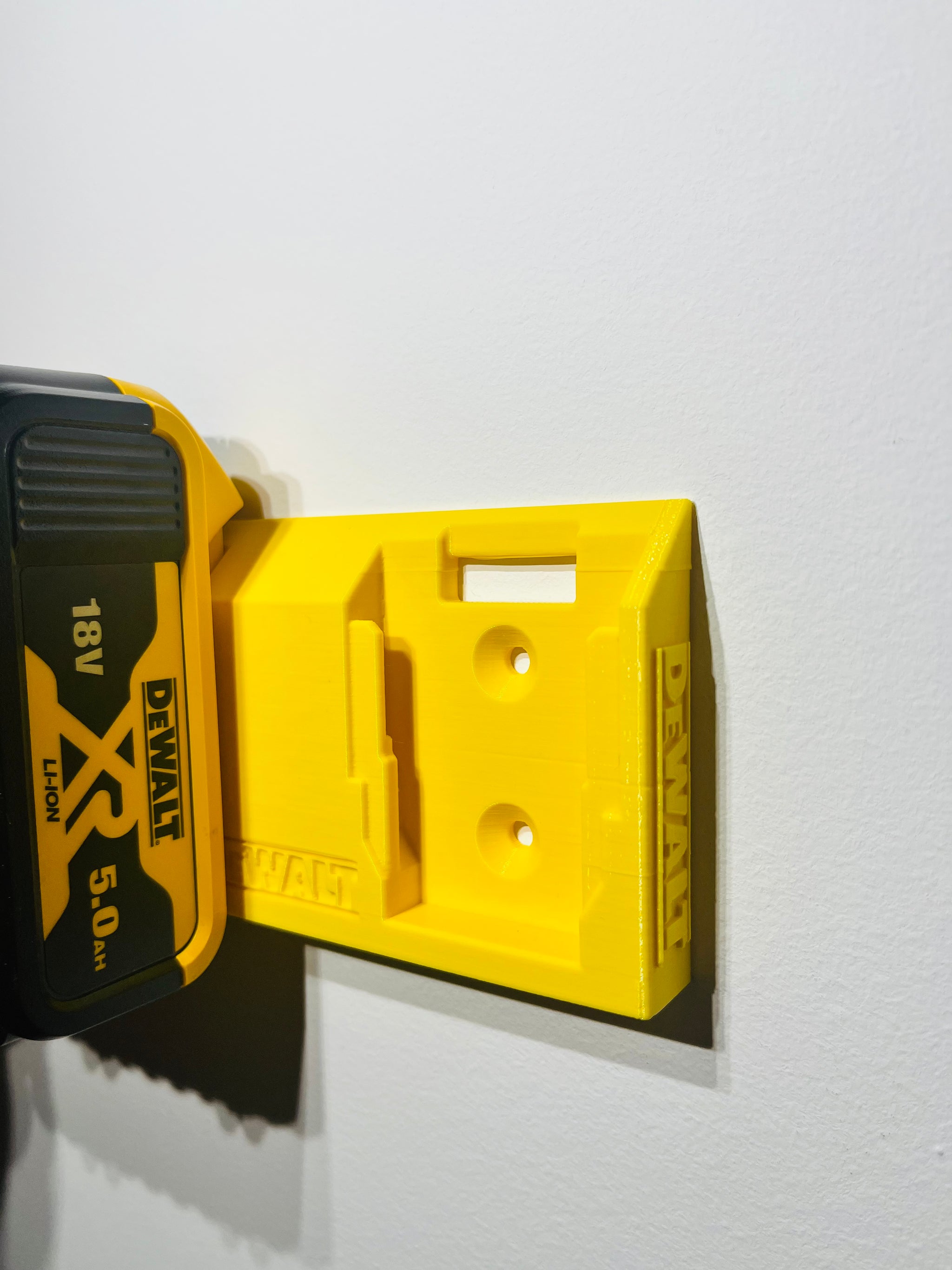 DeWalt 18V Duo Battery Wall Mount with Logo