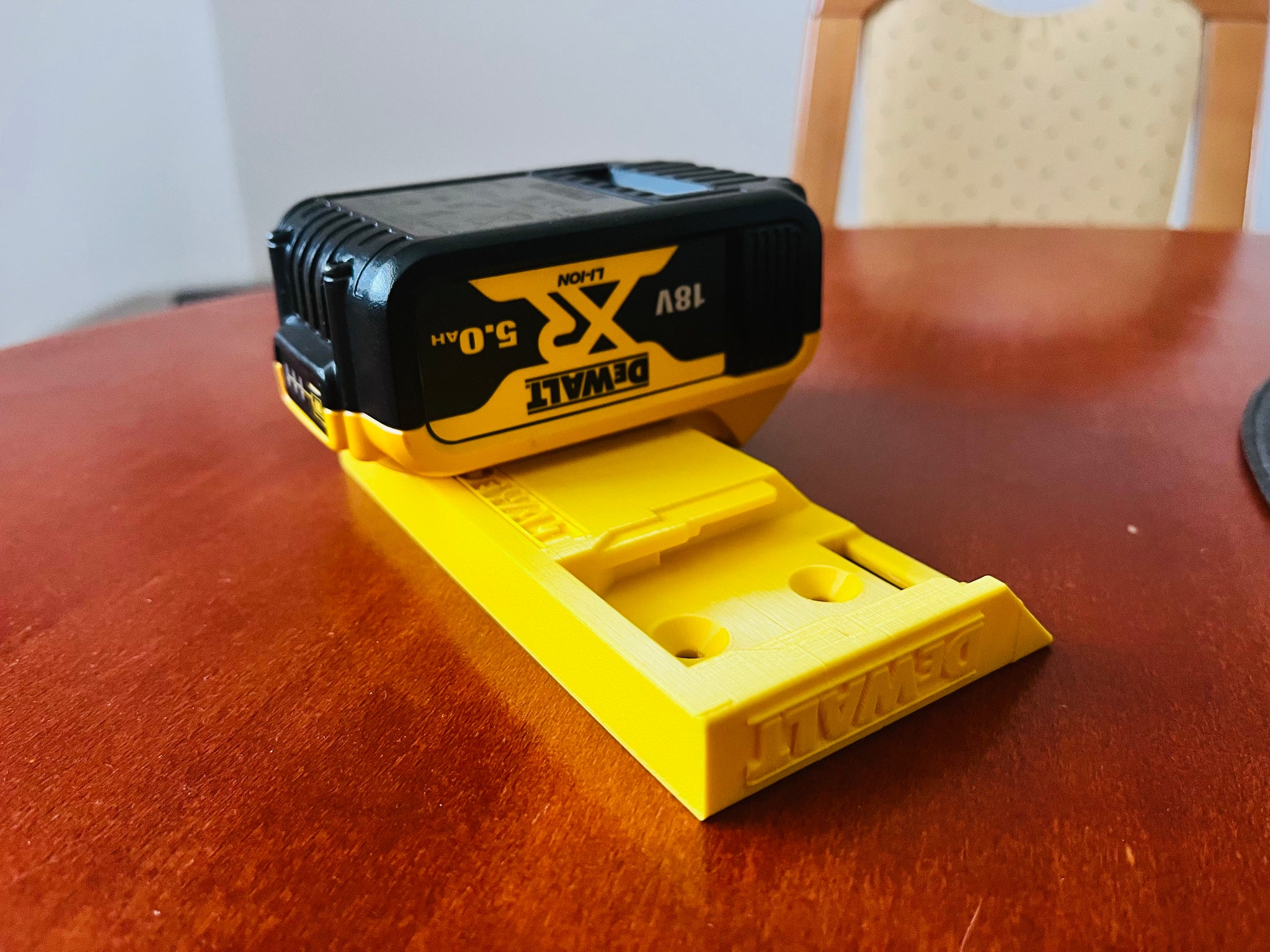 DeWalt 18V Duo Battery Wall Mount with Logo