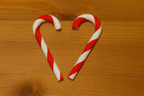 Gestreifte Zuckerstange als Weihnachtsdeko