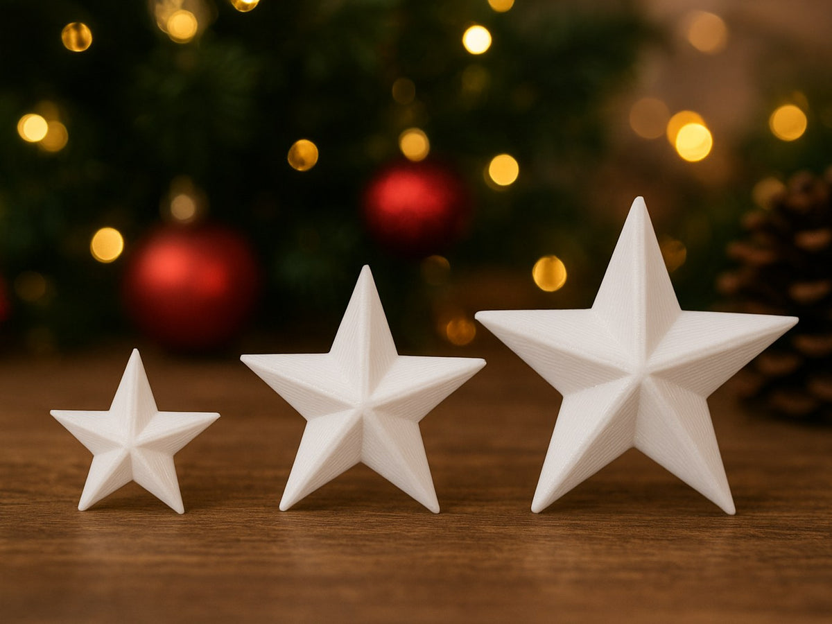 Drei Weihnachtssterne in den Größen 3, 4 und 5 cm