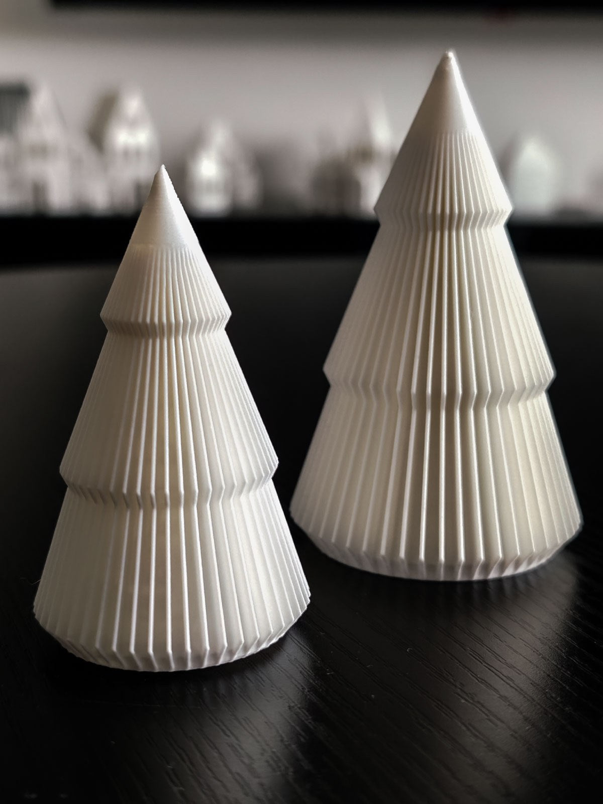 Minimalistische Mini-Weihnachtsbäume