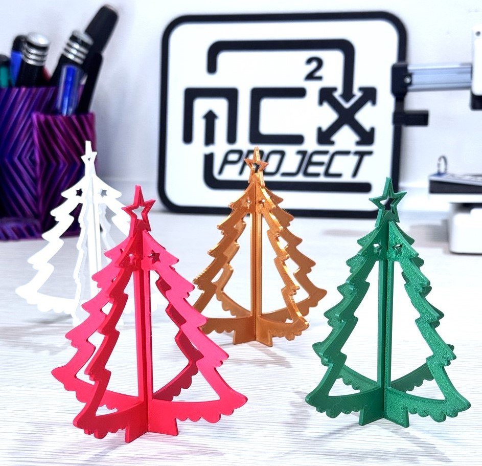 Kleiner Weihnachtsbaum zum Zusammenstecken als Anhänger