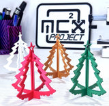 Kleiner Weihnachtsbaum zum Zusammenstecken als Anhänger