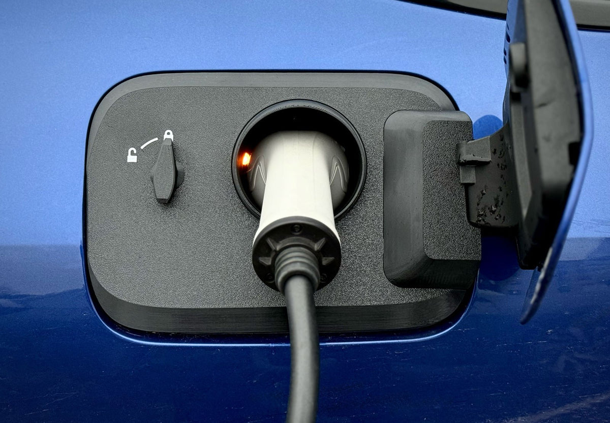 Ladeport-Abdeckung für BMW i4