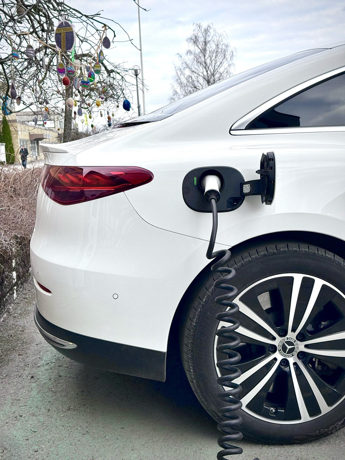 Ladeport-Abdeckung für Mercedes-Benz EQE