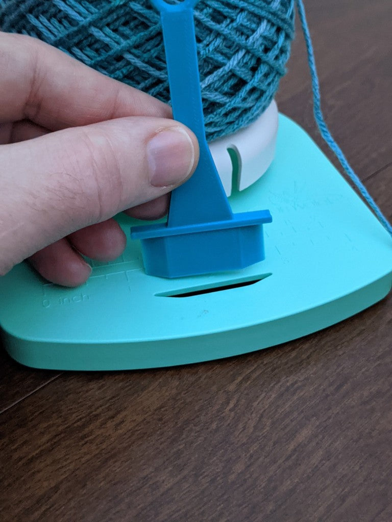Yarn Valet Yarn Dispenser Guide – Tangle Prevention