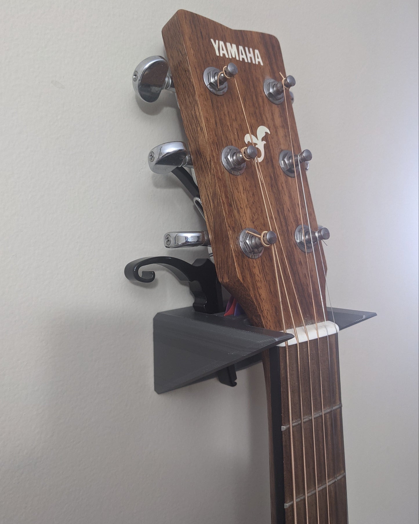 Guitar Wall Mount for Acoustic Guitar