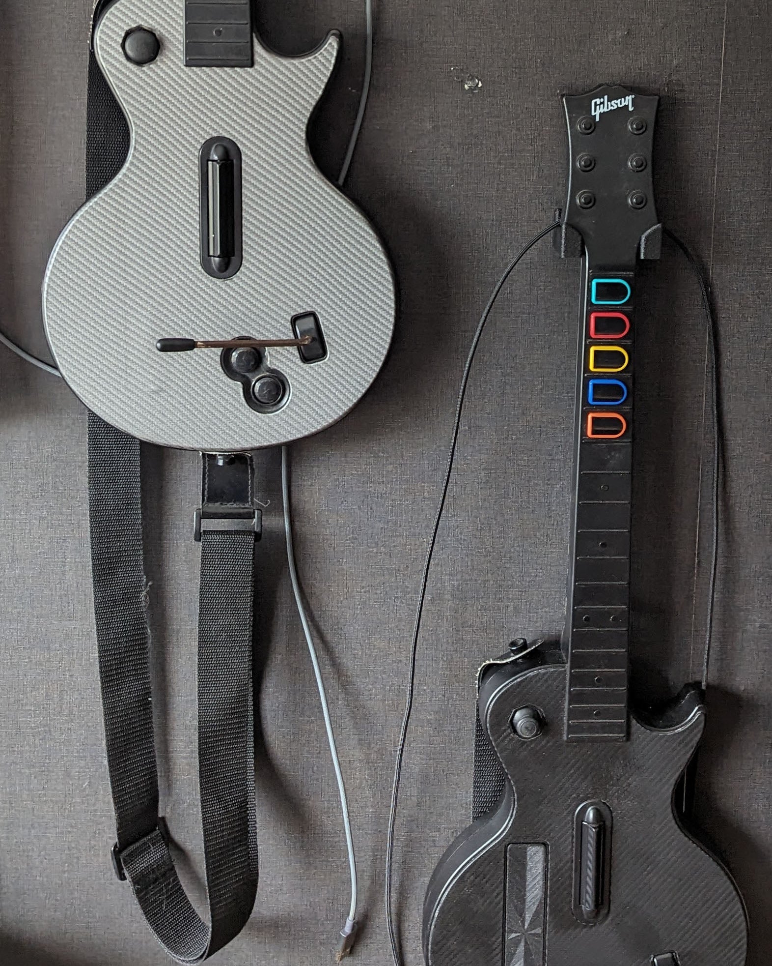 Guitar Hero Wall Mount – Wii Les Paul Controller