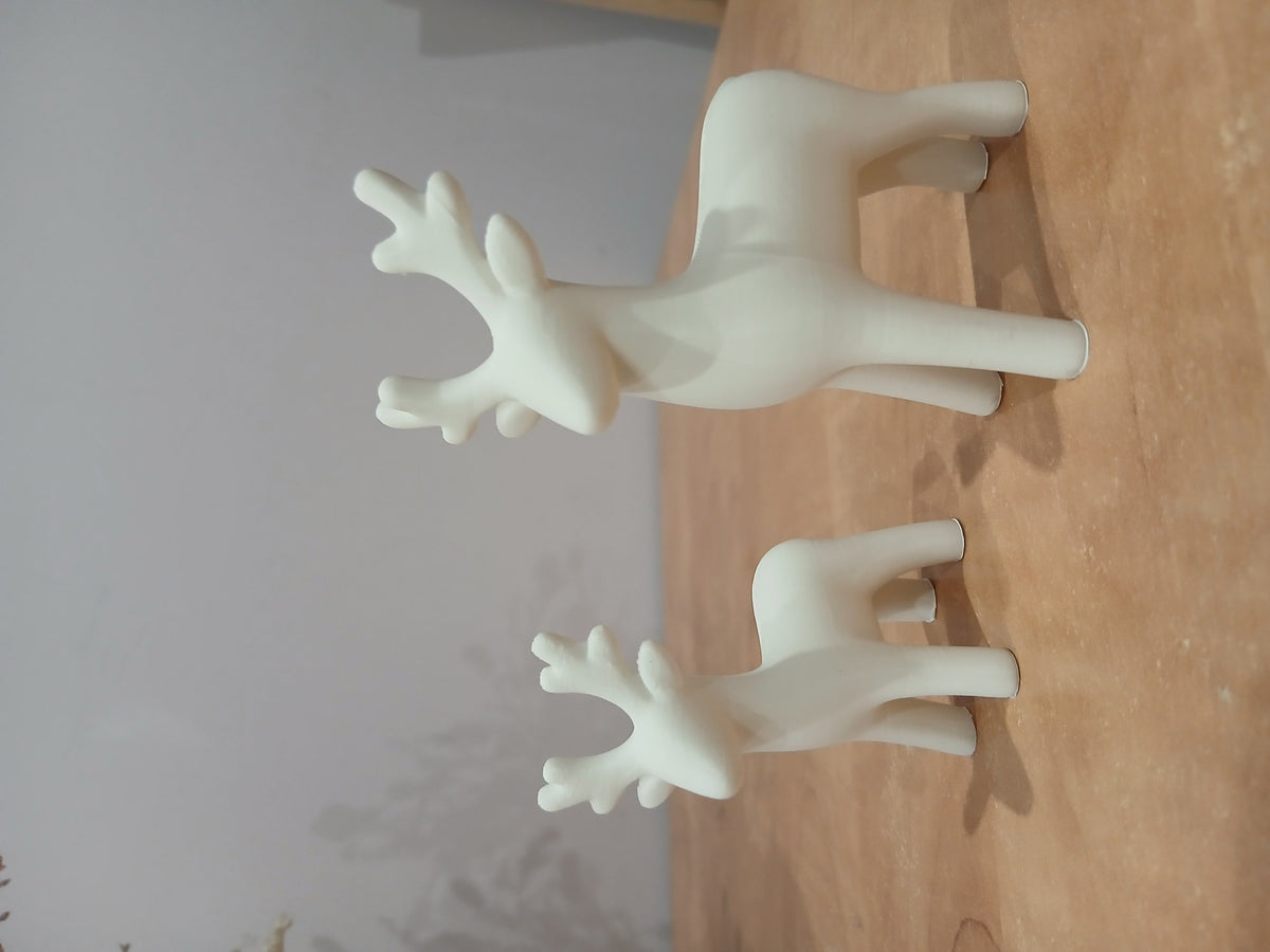 Minimalistische Rentierfigur in 2 Größen