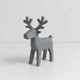 Minimalistische Rentierfigur mit klaren Linien