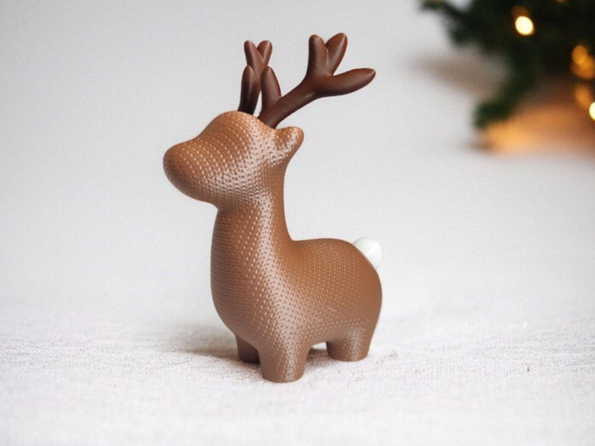 Rentierfigur in Strickoptik, pummelige Weihnachtsfigur