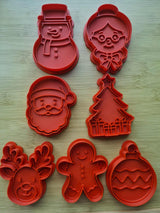 Plätzchenausstecher mit traditionellen Weihnachtsmotiven