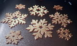 Schneeflocken-Deko für Fenster und Weihnachtsbaum