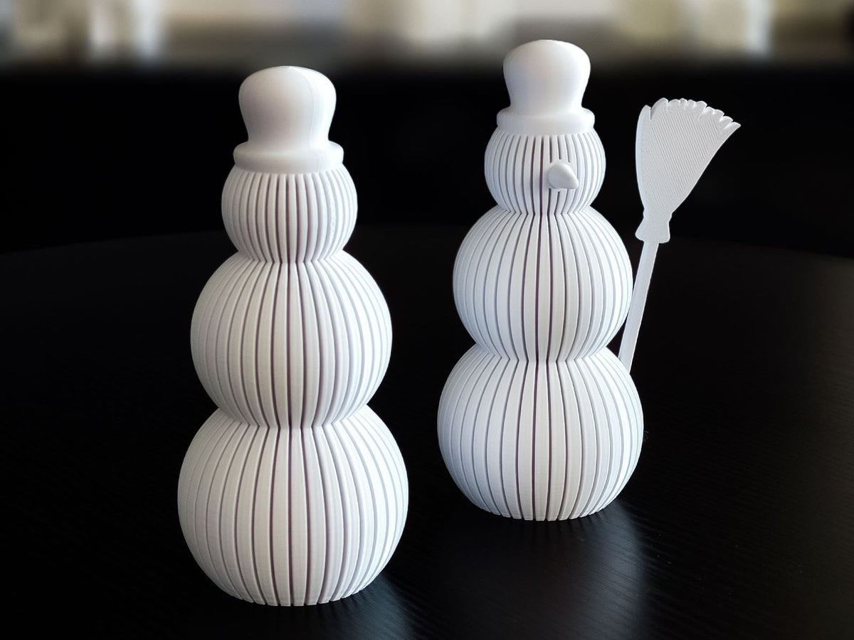 Schneemannfigur im gerippten Design