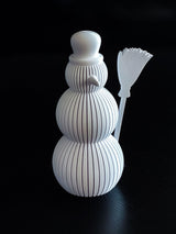 Schneemannfigur im gerippten Design