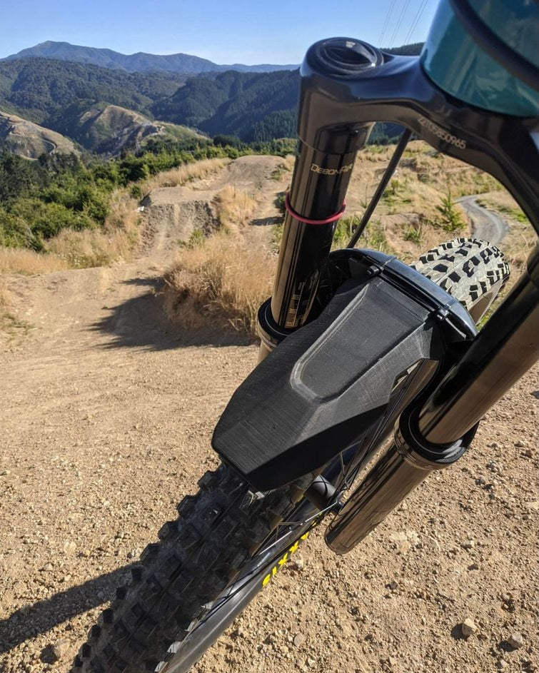 RockShox Lyrik Fender – MTB Mud Guard