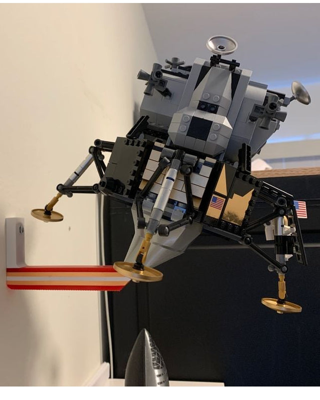 LEGO Lunar Lander Wall Mount – 20° Display Stand