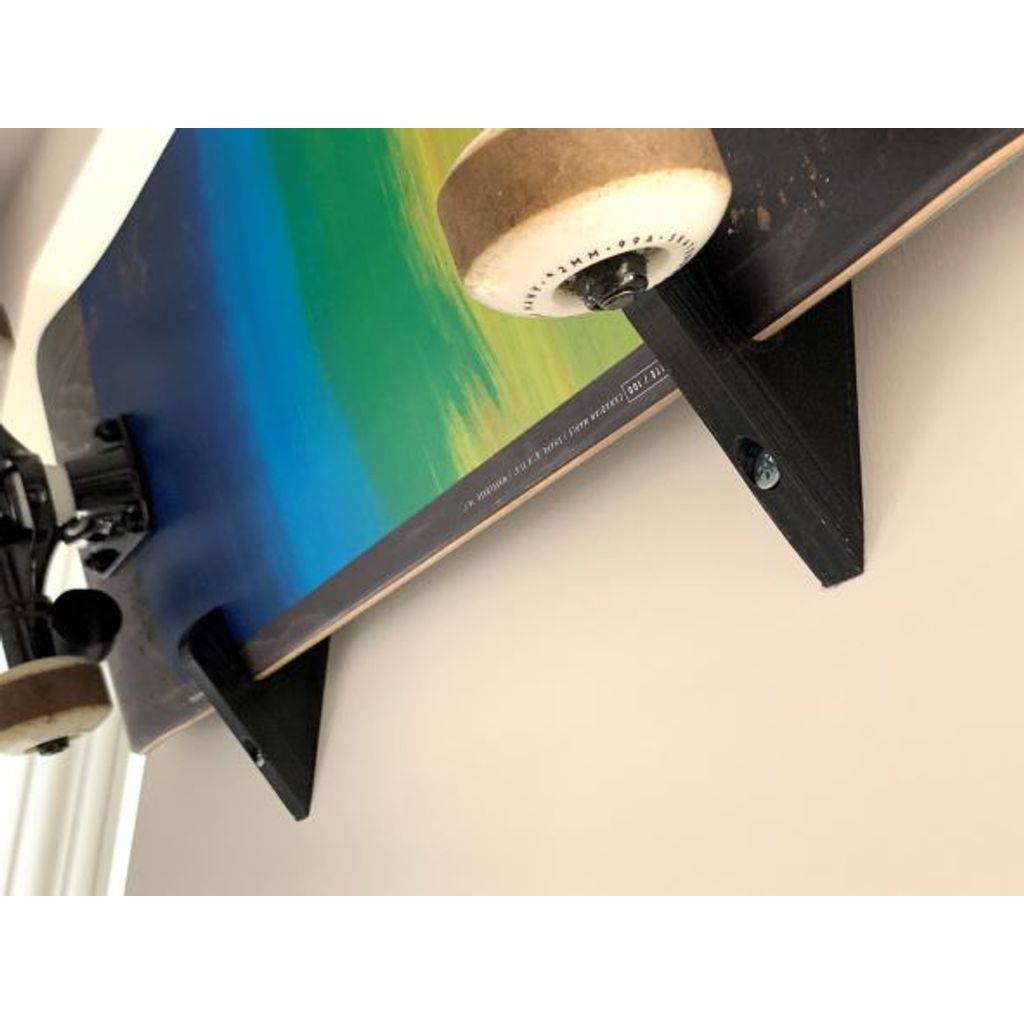 Skateboard Wall Mount – 27° Display Angle