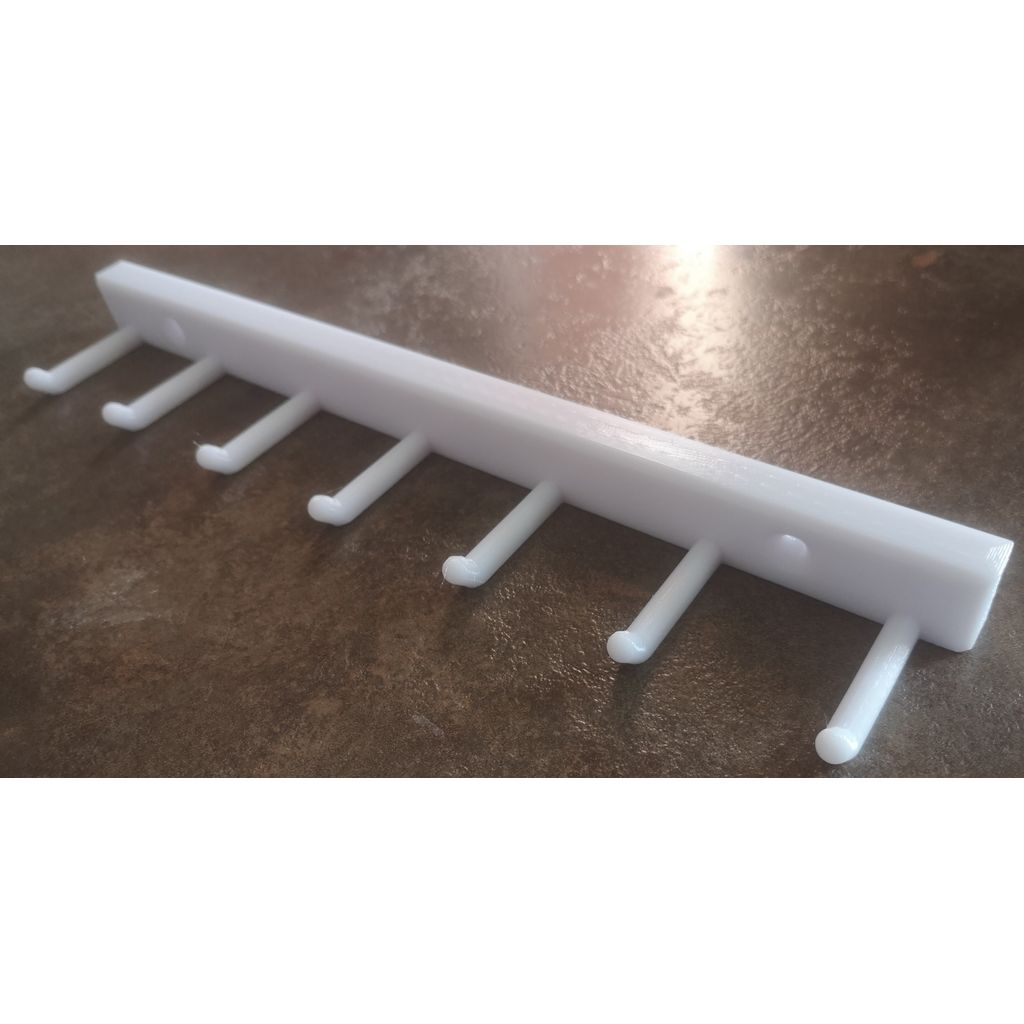 Garden Tool Holder – Wall-Mounted Workshop Organizer