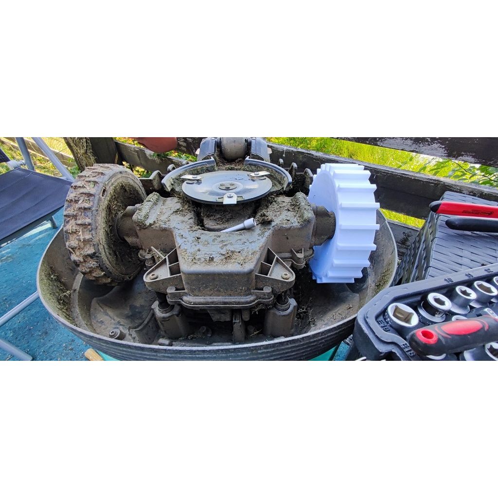 Replacement Wheel for Gardena R70Li Robot Mower