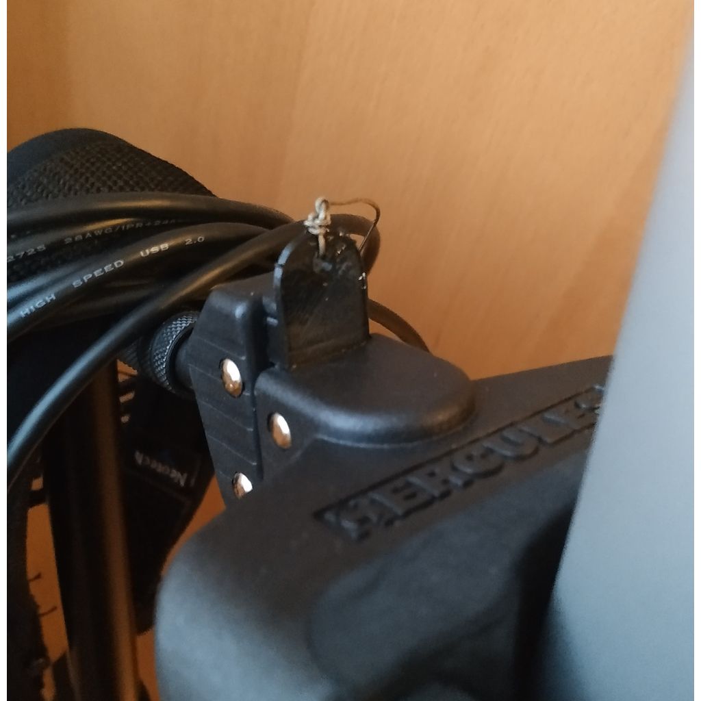 Guitar Stand Adapter for EWI – Hercules GS415B