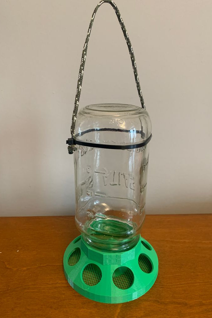 Mason Jar Bird Feeder – Ready to Hang