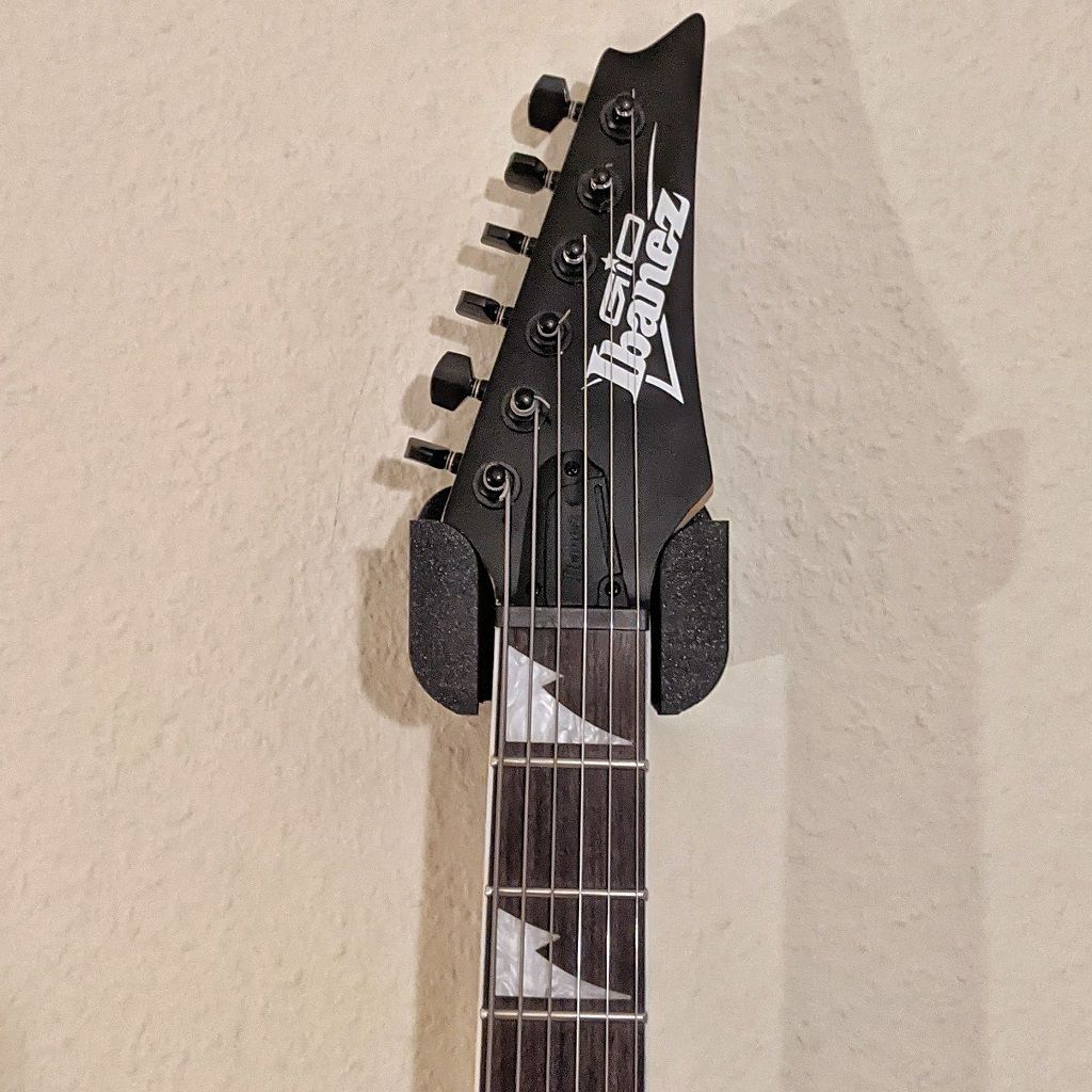 Electric Guitar Wall Mount – Sturdy & Simple