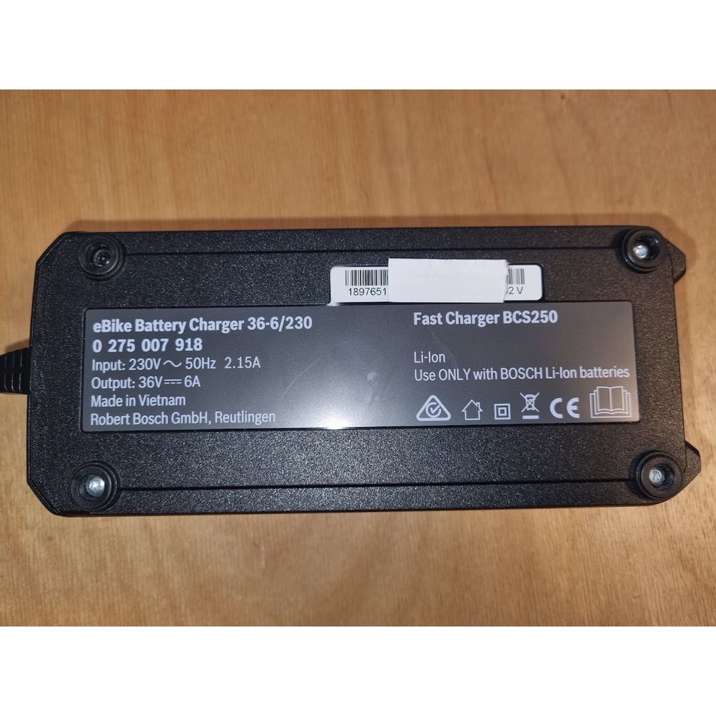 Bosch eBike FastCharger BCS250 Wall Mount