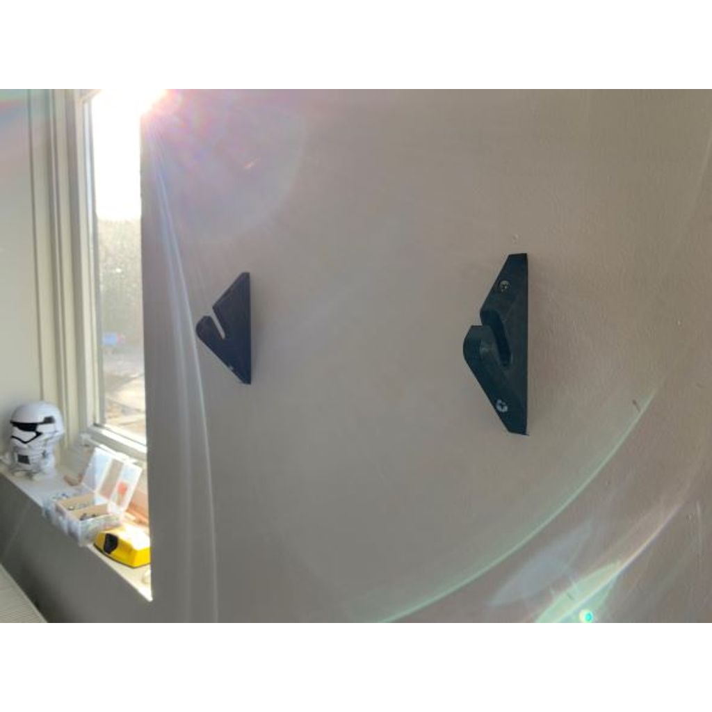 Skateboard Wall Mount – 27° Display Angle